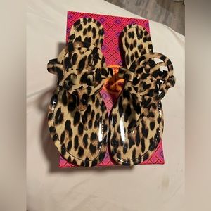 Tory Burch Miller Sandal Printed Patent Leather in Natural Leopard Size 10